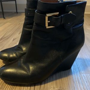 Nine West Ladies black leather wedge boots 7.5